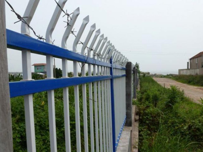 鋅鋼<a href='http://www.marinehouseusa.com' target='_blank'><u>護欄</u></a>