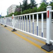 不同道路怎么選擇道路護(hù)欄
